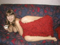 Young amateur GF naked on sofa