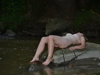 Amateur girl nude posing and blowjob outdoors