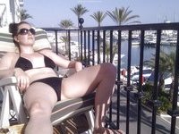 Fit amateur wife on holiday