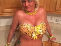 Mature amateur blonde wife sexlife