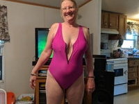 Mature amateur wife Paula