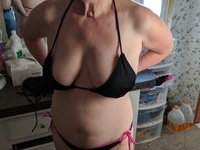 Mature amateur wife Paula