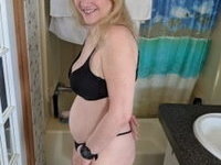 Mature amateur wife Paula