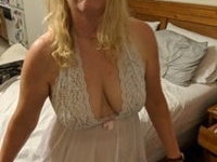 Mature amateur wife Paula