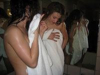 Lesbos shaving pussys at bath
