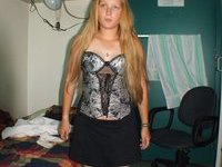 Teenage amateur GF posing in her room