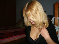 Young amateur blonde GF pics collection