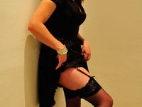 French amateur wife salope in stockings