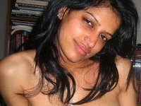 Desi amateur wife nude posing pics