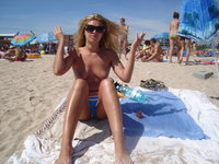 Life at nude beach