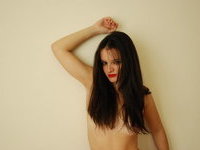 Brunette amateur GF nude posing pics
