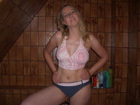 German amateur blonde MILF Maike