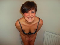 Short haired amateur wife