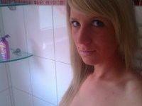 Blonde amateur girl Fabienne selfies