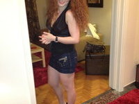 Fit curly MILF homemade pics collection (more 300)