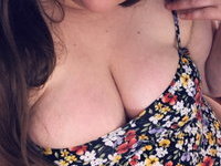 Sexy BBW Olivia shows big tits