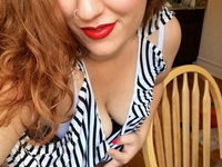 Redhead BBW amateur wife pics collection