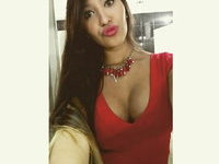 Sexy latina amateur girl