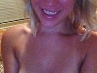 Blonde MILF selfies and fucking pics