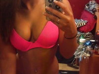 Sexy amateur teen GF private pics