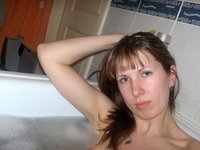 Amateur wife Lisa nude posing pics