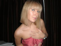 Blond amateur wife Larissa