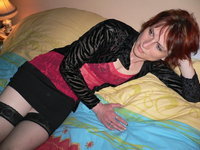 Redhead amateur wife Mireya sexlife pics
