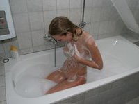 Beautiful amateur girl nude at bath