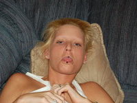 Blonde amateur wife Peyton sexlife pics