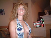 Busty US curly blond MILF