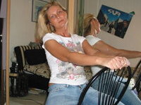 Blonde amateur MILF Denise