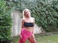 Blonde amateur MILF Denise