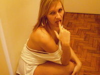 Blonde amateur wife Magali