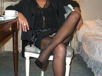 Brunette amateur wife posing in black lingerie