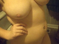 Amateur hottie private nude pics