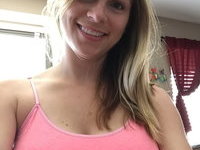 amateur couple share homeade pics collection