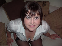 Brunette amateur wife sexlife