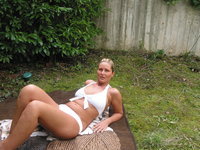 Real amateur blonde wife NN pics