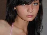 So sexy amateur brunette babe