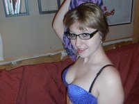 Nerdy amateur wife homemade pics