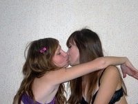 Two amateur teen GFs posing together