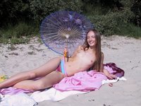 skinny amateur GF at beach