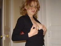 Blond amateur GF private nude pics