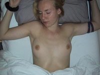 Blonde amateur MILF sexlife pics collection