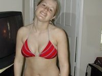 Blonde amateur wife homemade pics