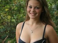 So sweet amateur babe posing at forest