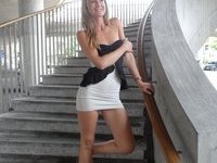 Sexy amateur blonde MILF hot private pics