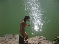 Amateur wife posing naked at rocks