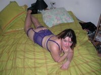Brunette MILF homemade pics collection