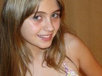 sweet amateur teen girlfriend